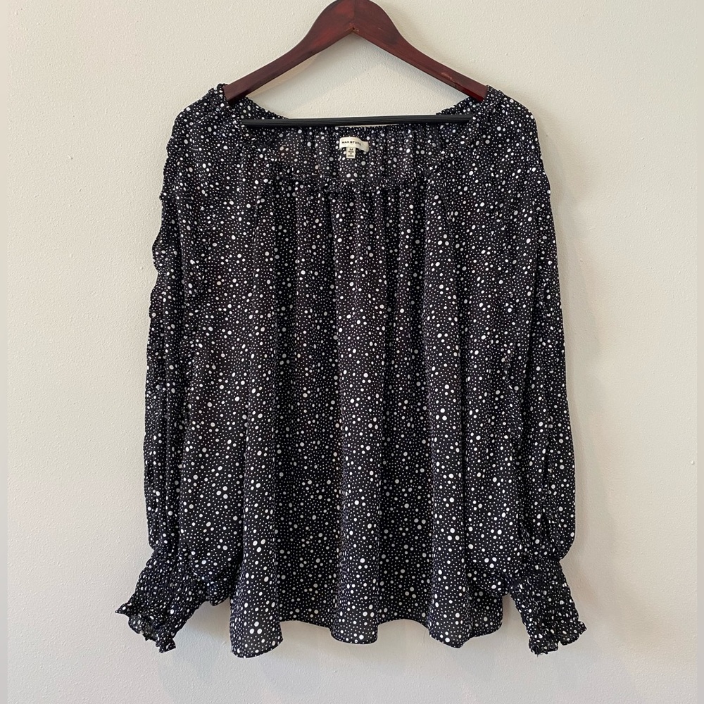 Max Studio Blouse Top Medium Polka Dot Black White Ruffles Smocked Lightweight